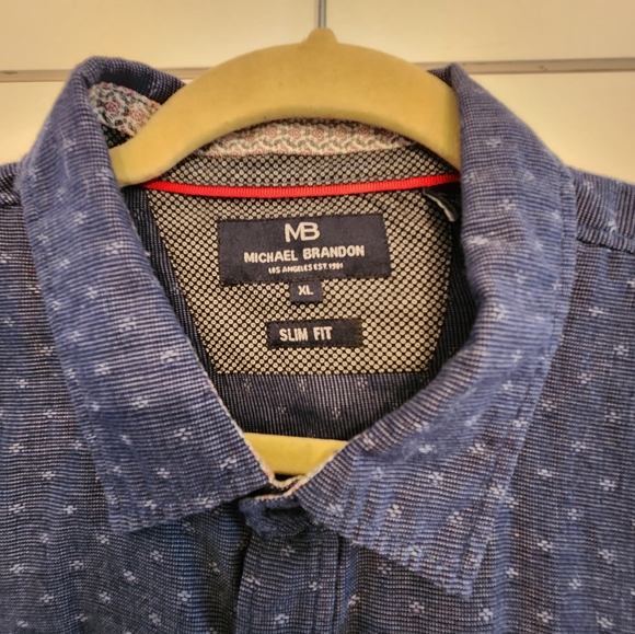 Pair of Michael Brandon XL Shirts - Picture 2 of 8